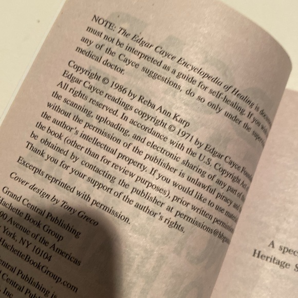 Vintage 1986 “Edgar Cayce Encyclopedia of Healing” - Picture 3 of 3